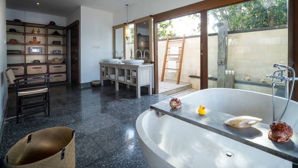 Voyage - Garden suite ensuite bathroom